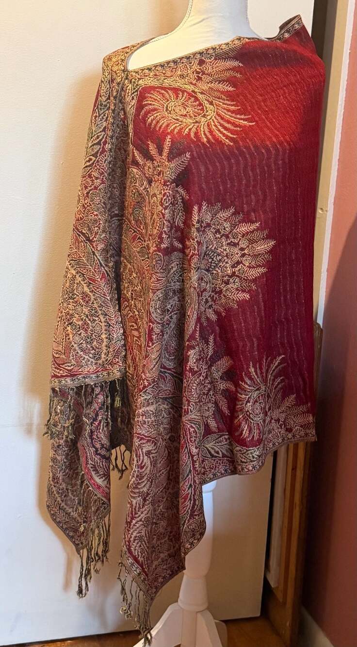 Jacquard Paisley Pattern Reversible Pashmina Shawl Wrap with Fringe set of 2
